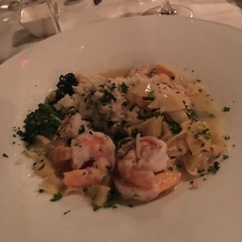 Extra Virgin Bistro - Shrimp & Jumbo Lump Crab Fettuccine - Mediterranean Near Me - Saint John, Virgin Islands