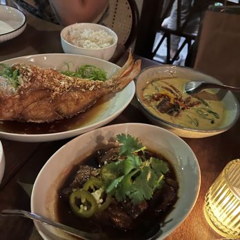Chalong - Thai Near Me - New York, New York