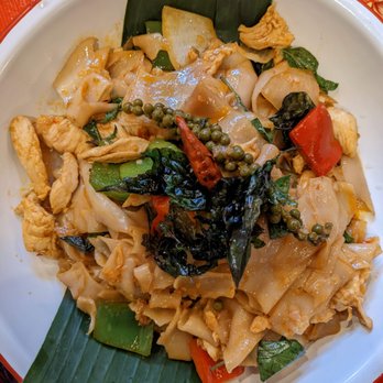 Pintoh Thai - Pad Keemao (Chicken) - Thai Near Me - Oakland, California
