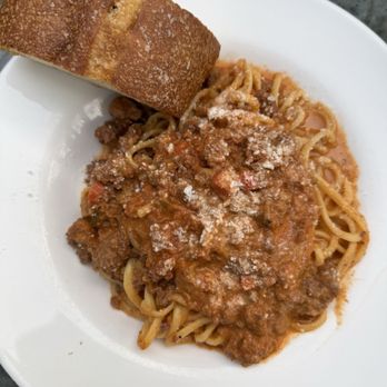 FERRO - Linguine alla Bolognese - Pizza Near Me - Idyllwild, California