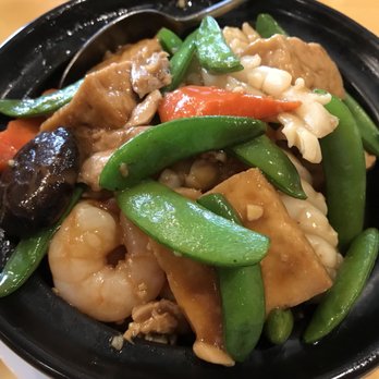 Fountain Restaurant - Chinese Near Me - Victoria, British Columbia Fountain Restaurant - Chinese Near Me - Victoria, British Columbia