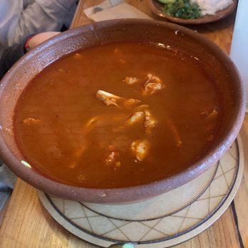El Caldero - Pozole rojo - Mexican Near Me - San Cristóbal de las Casas, CHP El Caldero - Pozole rojo - Mexican Near Me - San Cristóbal de las Casas, CHP