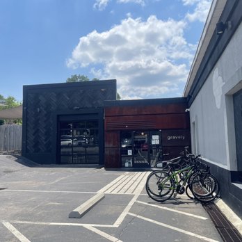 Happy Belly Bistro - Gravely Outside - Pop-Up Restaurants Near Me - Louisville, Kentucky Happy Belly Bistro - Gravely Outside - Pop-Up Restaurants Near Me - Louisville, Kentucky