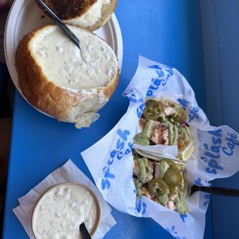 Splash Cafe - Grilled Salmon Tacos and Bread Bowl of Clam Chowder - American Near Me - Pismo Beach, California Splash Cafe - Grilled Salmon Tacos and Bread Bowl of Clam Chowder - American Near Me - Pismo Beach, California