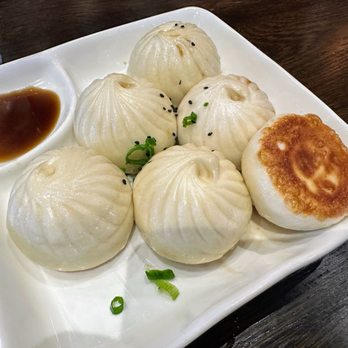 Kungfu Kitchen - Shang hai pan fried pork buns - Dim Sum Near Me - Orlando, Florida Kungfu Kitchen - Shang hai pan fried pork buns - Dim Sum Near Me - Orlando, Florida