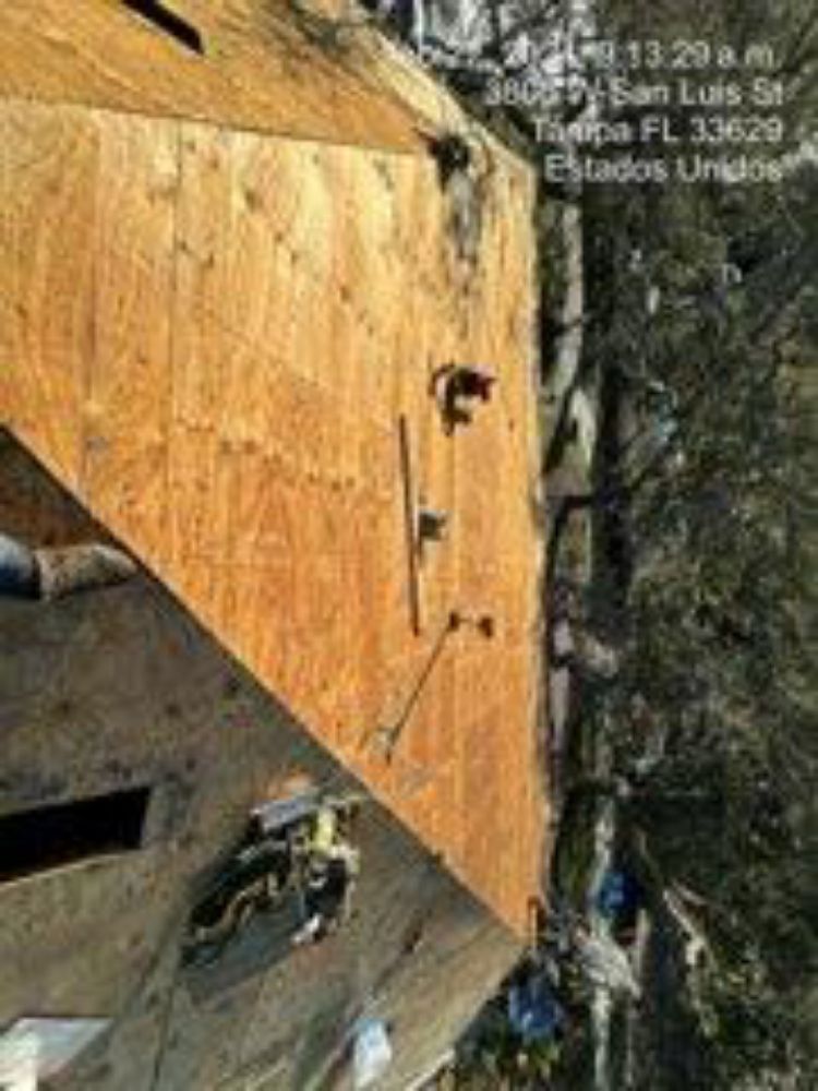 Slide of RCX Roofing