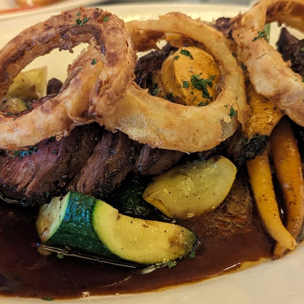 Underwood Bar and Bistro - Hanger Steak - Lounges Near Me - Graton, California Underwood Bar and Bistro - Hanger Steak - Lounges Near Me - Graton, California