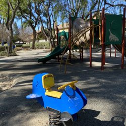 Los Abanicos Trail Playground