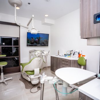 Brighton Dental Clinique - Private Room - Periodontists Near Me - Beverly Hills, California Brighton Dental Clinique - Private Room - Periodontists Near Me - Beverly Hills, California