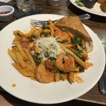 Local Goat - Wicked Shrimp Pasta - New American Near Me - Pigeon Forge, Tennessee