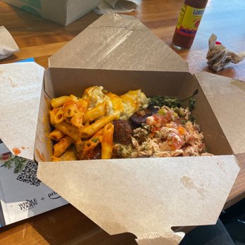 Whole Foods Market - Food bar - Grocery Near Me - Clark, New Jersey