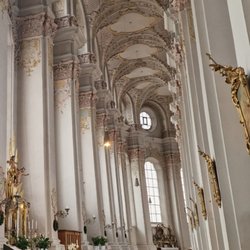Heilig Geist Kirche - Seitengang