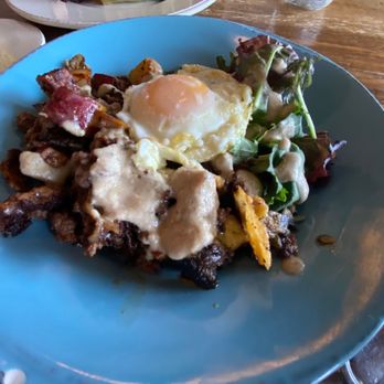 The Farmhouse Kitchen - Meat & Potatoes Bowl (delish!) - Breakfast & Brunch Near Me - West Reading, Pennsylvania The Farmhouse Kitchen - Meat & Potatoes Bowl (delish!) - Breakfast & Brunch Near Me - West Reading, Pennsylvania