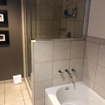 Aloft Silicon Valley - king suite bathroom - Hotels Near Me - Newark, California Aloft Silicon Valley - king suite bathroom - Hotels Near Me - Newark, California