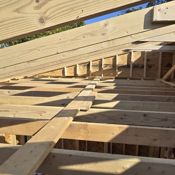 Como Fencing And Deck - Flooring Near Me - Columbia, Missouri Como Fencing And Deck - Flooring Near Me - Columbia, Missouri