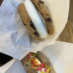Chocolate Chip Cookie