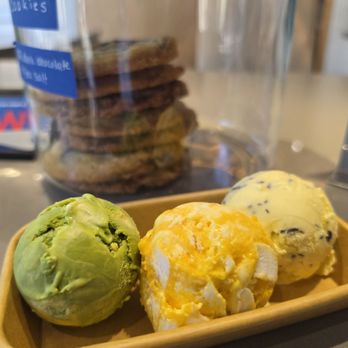 Misfit Ice Cream - Ice Cream & Frozen Yogurt Near Me - Toronto, Ontario Misfit Ice Cream - Ice Cream & Frozen Yogurt Near Me - Toronto, Ontario