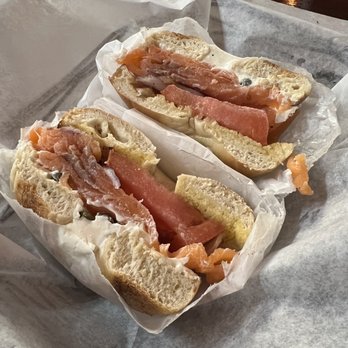 Oca Mocha - Lox Bagel ($9.75) - Coffee & Tea Near Me - Arbutus, Maryland
