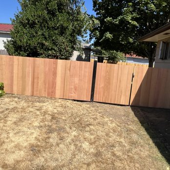 OnPoint Fencing and Decking - Front view of fence. - Fences & Gates Near Me - Salem, Oregon OnPoint Fencing and Decking - Front view of fence. - Fences & Gates Near Me - Salem, Oregon