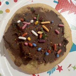 Sprouts Farmers Market - Dada's cookie after decorating December 2024