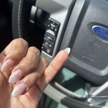 Tech Nail - Nail Salons Near Me - Cicero, Illinois