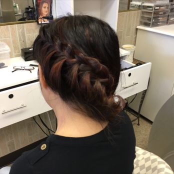 Salon V - Haircut, color, and style by Lina - Hair Salons Near Me - Hayward, California