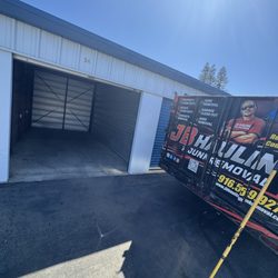 JB Hauling & Junk Removal - Storage cleanout Sacramento