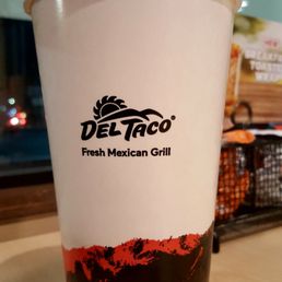 Medium drink at Del Taco