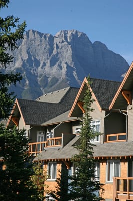 Blackstone Mountain Lodge by CLIQUE by null