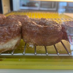 Donut Palace - Doughsannt