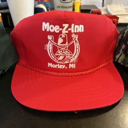 Moe-Z Inn - Old swag
