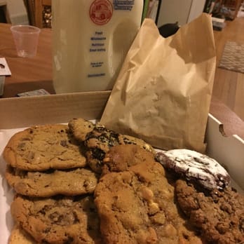 Red Eye Cookie - Everything we orders. Brown bag are the vegan cookies. I'm not vegan but I like to try all the things. - Desserts Near Me - Richmond, Virginia Red Eye Cookie - Everything we orders. Brown bag are the vegan cookies. I'm not vegan but I like to try all the things. - Desserts Near Me - Richmond, Virginia
