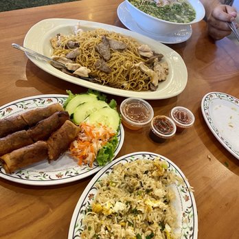 New Saigon - Rare steak noodle soup, chow mein with chicken & beef, no veggies, egg rolls, & fried rice with egg. - Vietnamese Near Me - Bakersfield, California New Saigon - Rare steak noodle soup, chow mein with chicken & beef, no veggies, egg rolls, & fried rice with egg. - Vietnamese Near Me - Bakersfield, California