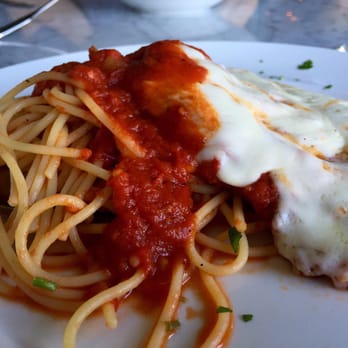 Armando's - Pollo Alla Parmigiana - Italian Near Me - Orlando, Florida