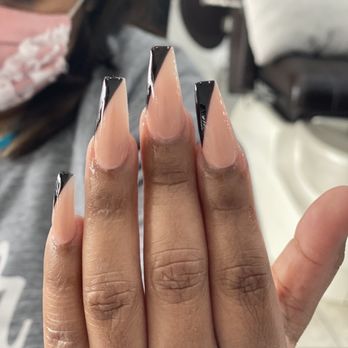 Circle A Nails And Spa - Nail Salons Near Me - Redlands, California