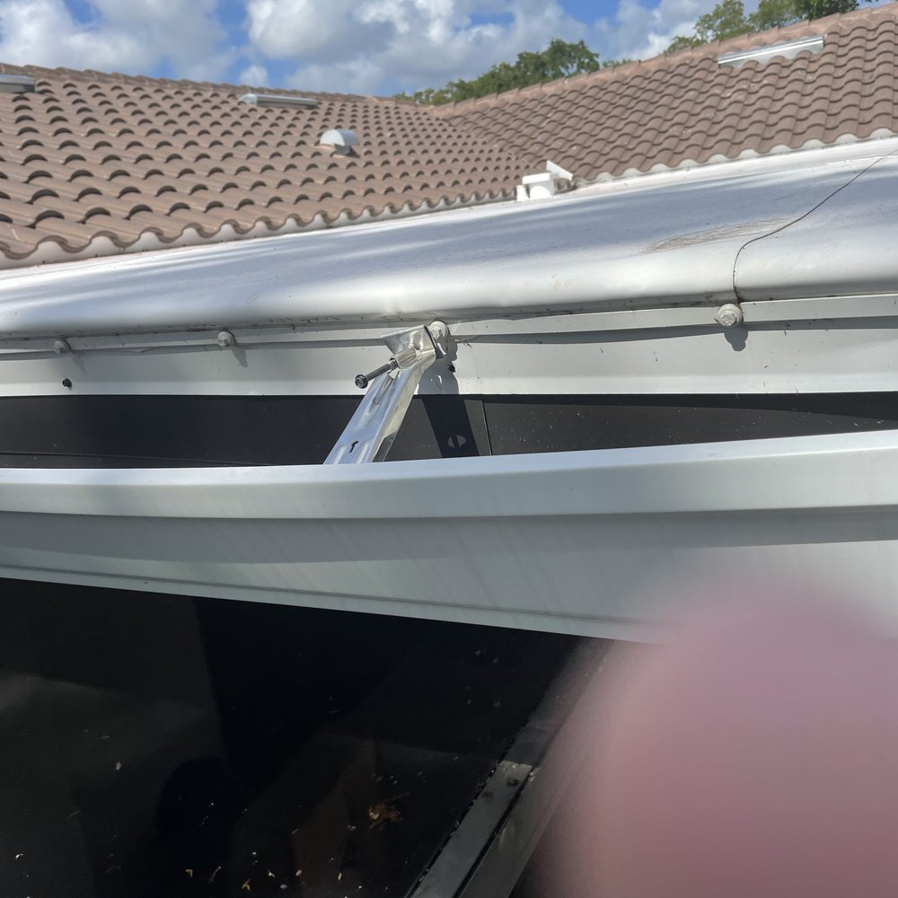Absolute Gutters - Gutter Services Near Me