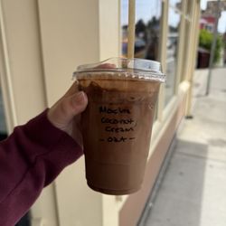 Bootleggers Creek - Coconut cream mocha