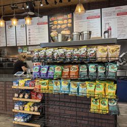 Mesa Liquor & Knockout Deli