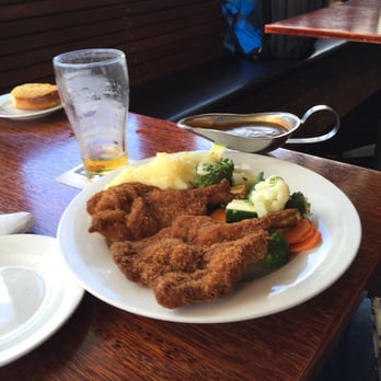 Federal Hotel - Hotels Near Me - Toowoomba, QLD