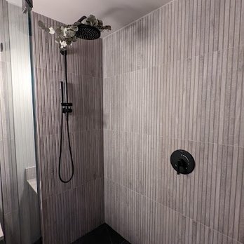 Alila Marea Beach - The amble shower - Venues & Event Spaces Near Me - Encinitas, California