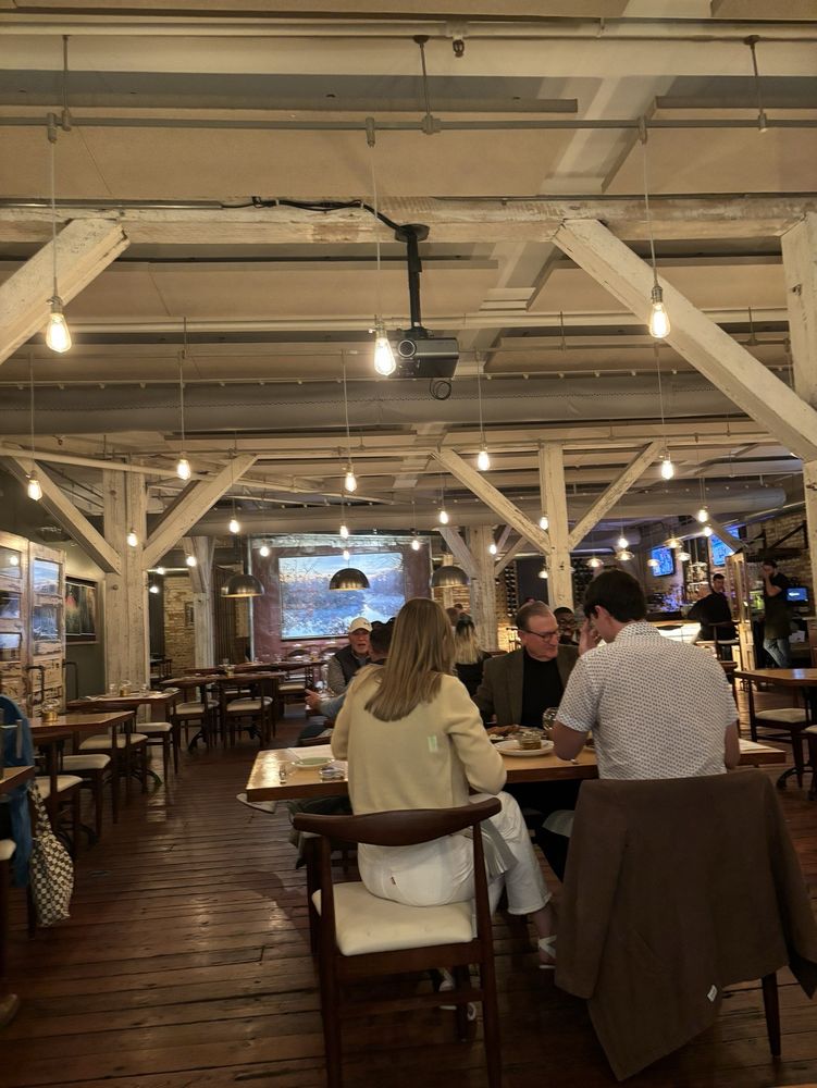 11th and Bay Southern Table