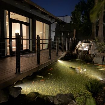Castaway Burbank - Fish pond - Bars Near Me - Burbank, California