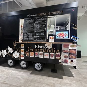 Lahaina Cannery Mall - This is one of the food trucks inside the mall - Shopping Centers Near Me - Lahaina, Hawaii Lahaina Cannery Mall - This is one of the food trucks inside the mall - Shopping Centers Near Me - Lahaina, Hawaii