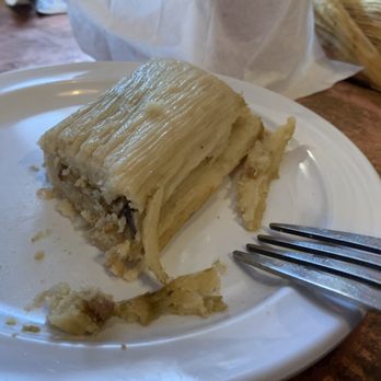 San Pedro Inn - Verde empanada - Tacos Near Me - Brooklyn, New York