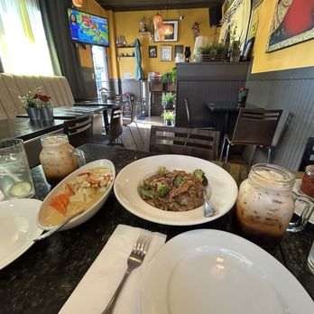 Thai Touch Asian Fusion - Thai Near Me - Glendale, California Thai Touch Asian Fusion - Thai Near Me - Glendale, California