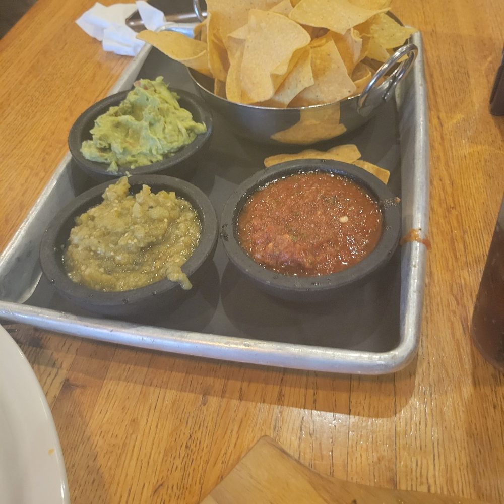 The Escondido Grill - Chips and dips $10.49 - Smokehouse Near Me - Lubbock, Texas The Escondido Grill - Chips and dips $10.49 - Smokehouse Near Me - Lubbock, Texas