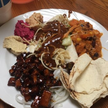 Bouffe Du Carrefour (La) - Community Service/Non-Profit Near Me - Saint-Hubert, Quebec
