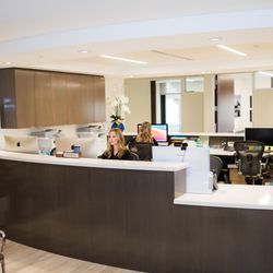 Richard T. Nguyen, DO - Dr. Nguyen's Reception Area