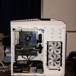 Cinematic Computer - Custom gaming rig for a customer inside view