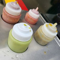 La Estacion Taqueria - Sauce selection